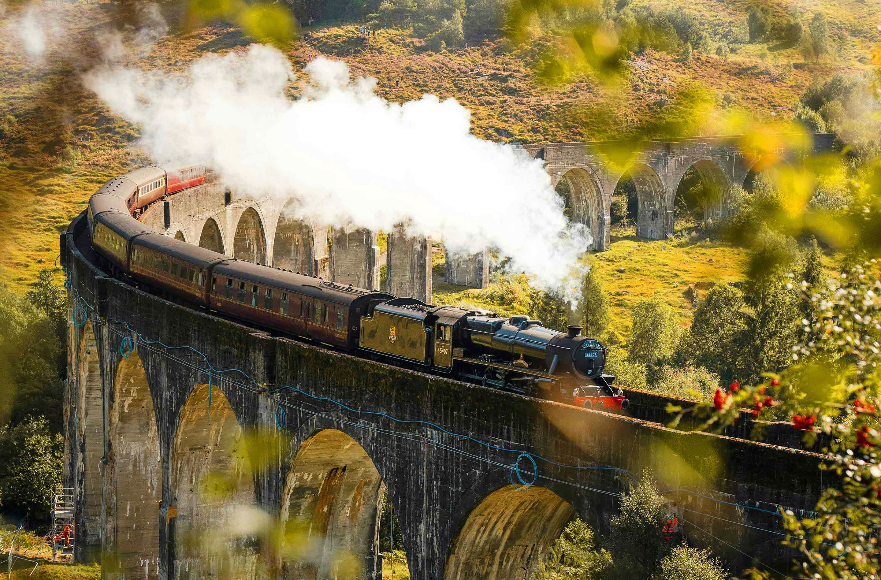 Train station transfer transport service Isle of Skye Skye Travel Service